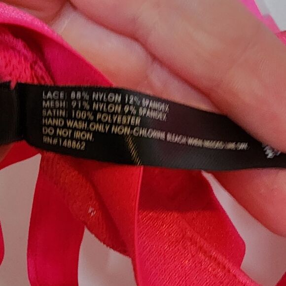 3X 22W 24W Torrid Pink Heart Rhinestone Bra Panty Set Strappy Lingerie Valentine - Picture 11 of 11